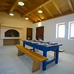 فيلة Levatinka Skabrnje